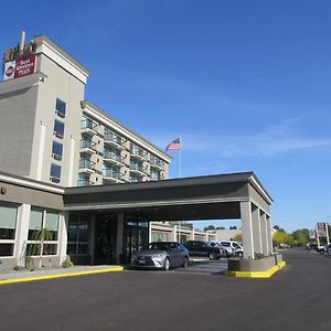 Best Western Plus Columbia River Hotel & Conference Center